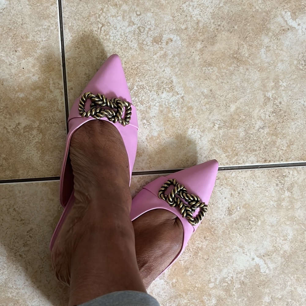 Color me impressed in a bright, pointed Open Edit mules! - Picture 2 of 10